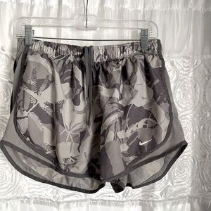 Grey and White Patterned Nike Tempo Lined Shorts